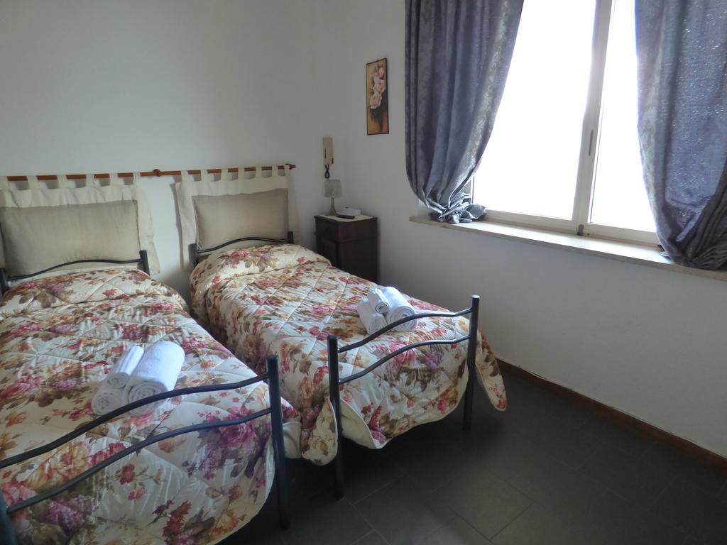 Holiday Matteotti Montecatini Terme Eksteriør bilde